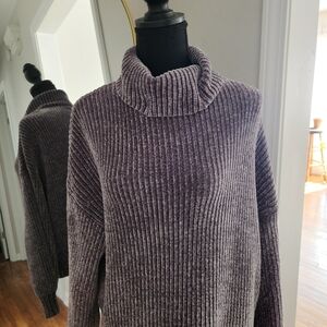 Divided Ribbed Turtleneck Sweater - Dark Gray